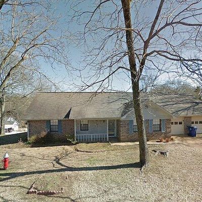 114 Russell Ln, Pontotoc, MS 38863