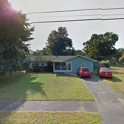 12 Exeter St, Danvers, MA 01923