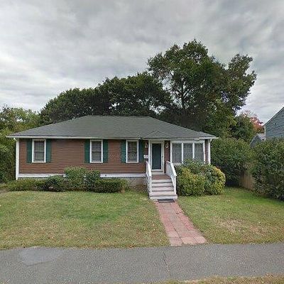 12 Quentin St, Quincy, MA 02169