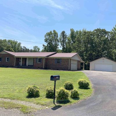 1088 Rose Creek Rd, Selmer, TN 38375