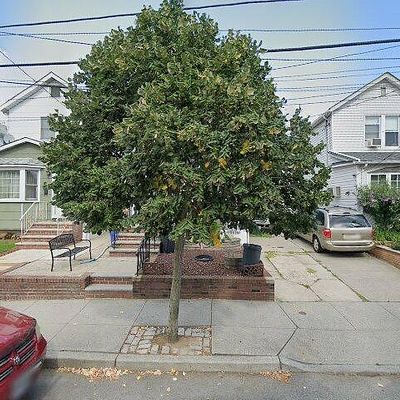 10901 86 Th St, Ozone Park, NY 11417