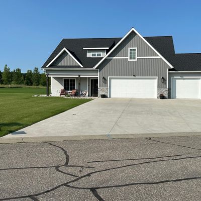 1386 Long Lake Dr, Detroit Lakes, MN 56501