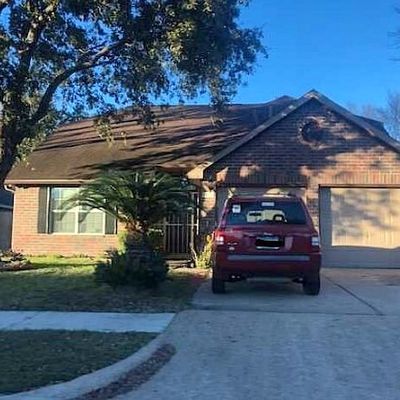 1402 Hollowood Ln, Missouri City, TX 77489