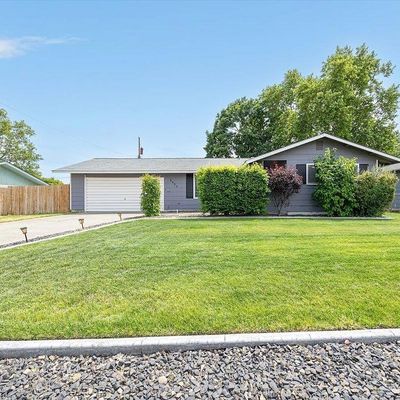 1423 Arbor St, Richland, WA 99352