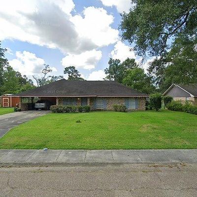 12528 Castle Hill Dr, Baton Rouge, LA 70814