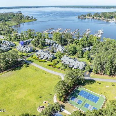 129 Paddle Wheel Cir, Washington, NC 27889