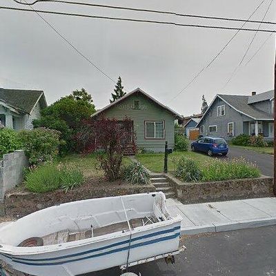 1302 E 10 Th St, The Dalles, OR 97058