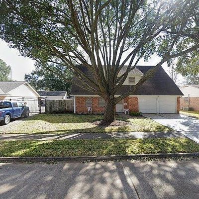 135 Bluebonnet St, Sugar Land, TX 77478