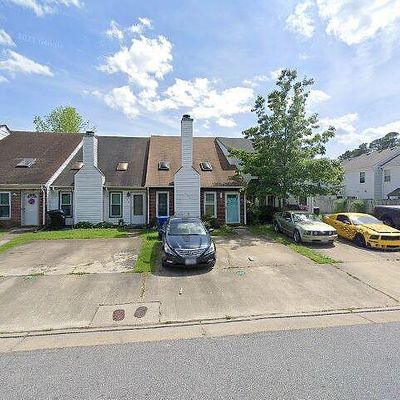 135 Majestic Cir, Virginia Beach, VA 23452