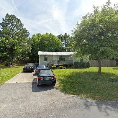 13548 Chauny Rd, Jacksonville, FL 32246