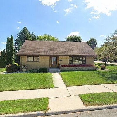 1723 Washington Ave, Sheboygan, WI 53081