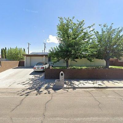 1845 Gladys Dr, Las Cruces, NM 88001