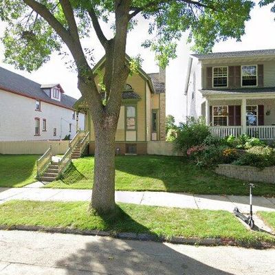 1931 N Dr William Finlayson St, Milwaukee, WI 53212