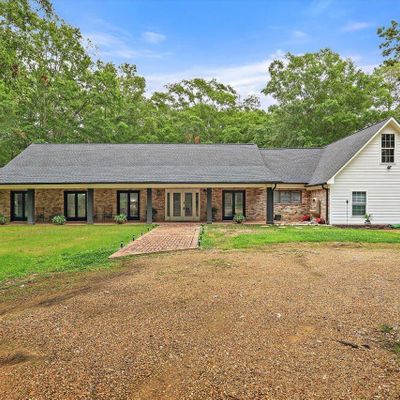 160 Bob White Ln, Ridgeland, MS 39157