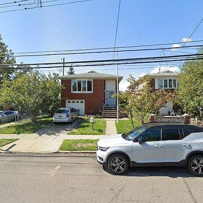 166 Sand Ln, Staten Island, NY 10305