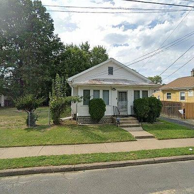 17 Browning Ave, Ewing, NJ 08638
