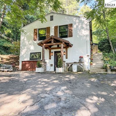 214 Blanwood Dr, Boone, NC 28607