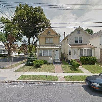 21530 104 Th Ave, Queens Village, NY 11429