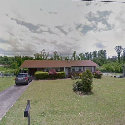 217 23 Rd Ter Nw, Center Point, AL 35215