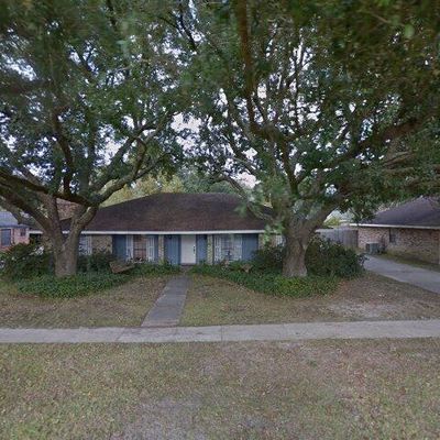 217 Presbytere Pkwy, Lafayette, LA 70503