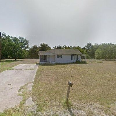 220 Creekview Ln, Malakoff, TX 75148