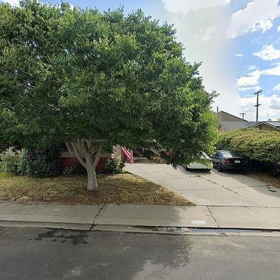 2204 Reseda Ln, Modesto, CA 95350