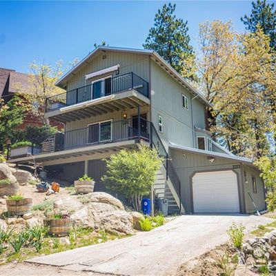 2211 Deep Creek Dr, Running Springs, CA 92382