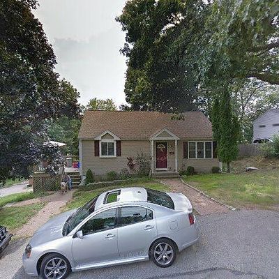 2 Albert Rd, East Weymouth, MA 02189