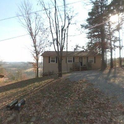 201 Creeks Bend Dr, Ringgold, GA 30736