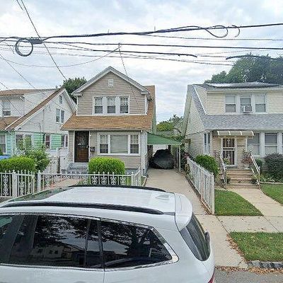 20929 111 Th Rd, Queens Village, NY 11429