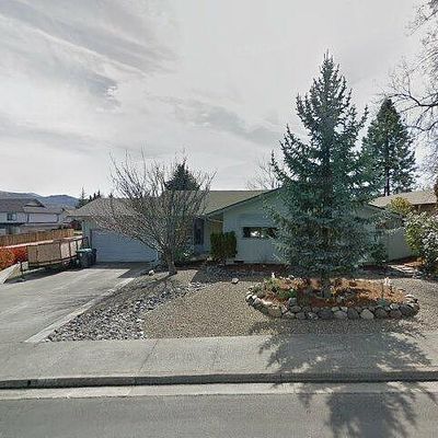 2784 Tonia Cir, Medford, OR 97504