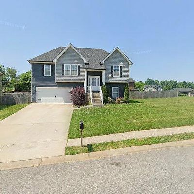 2849 Russet Ridge Dr, Clarksville, TN 37040