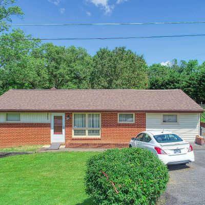 2905 Pridemore St, Kingsport, TN 37660