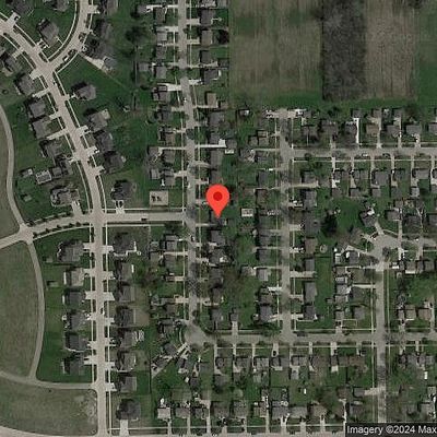 29701 Cambridge St, Flat Rock, MI 48134