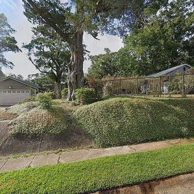 300 S 8 Th St, Leesville, LA 71446