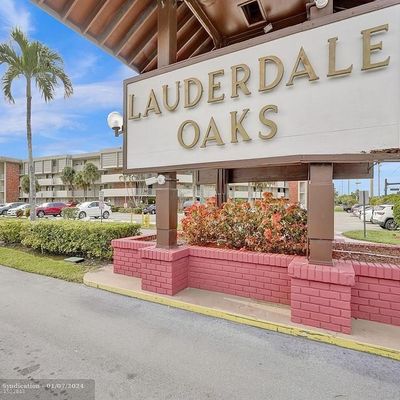 3001 Nw 46th Ave, Lauderdale Lakes, FL 33313