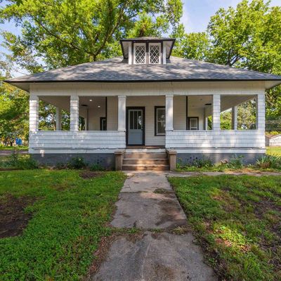 24 N Massachusetts St, Jackson, TN 38301