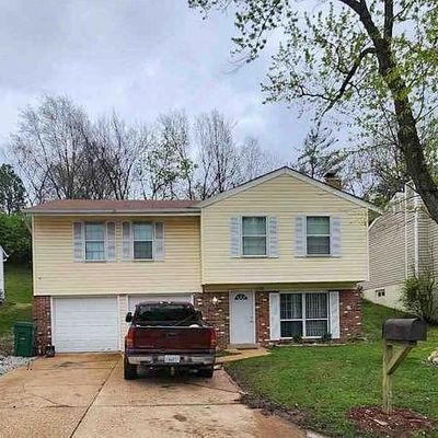 2428 Cambridge Rd, High Ridge, MO 63049