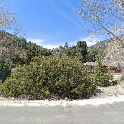 2520 Nadelhorn Ct, Pine Mountain Club, CA 93222