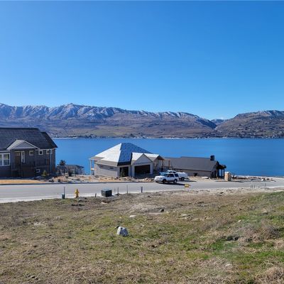 255 Apple Ave, Chelan, WA 98816