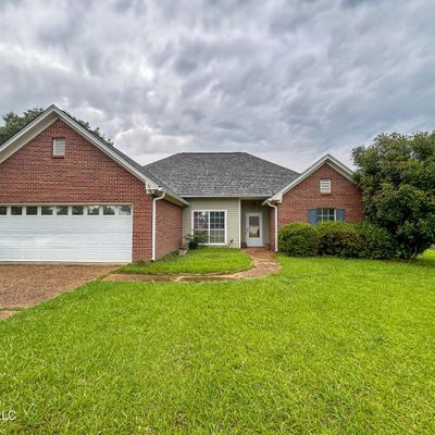 325 White Sand Rd, Florence, MS 39073