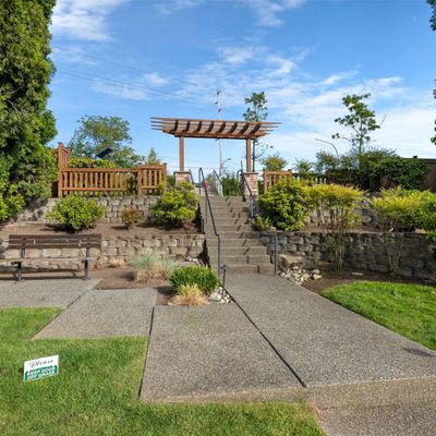 328 4 Th Ave S, Kirkland, WA 98033