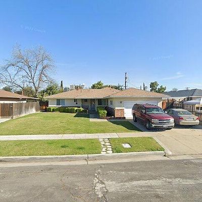 3607 E Flint Way, Fresno, CA 93726