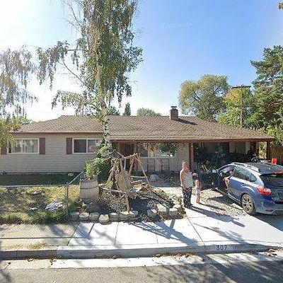 307 Meyer St, Carson City, NV 89703