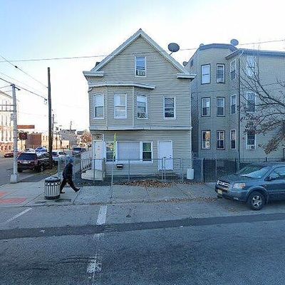 314 10 Th Ave, Paterson, NJ 07524