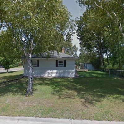 314 6 Th St Nw, Little Falls, MN 56345