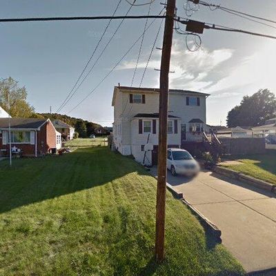 3146 Indiana Dr, New Kensington, PA 15068