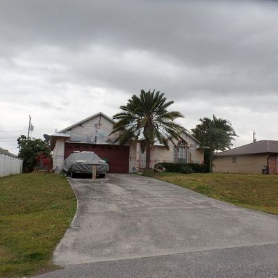 3204 Se Quay St, Port Saint Lucie, FL 34984