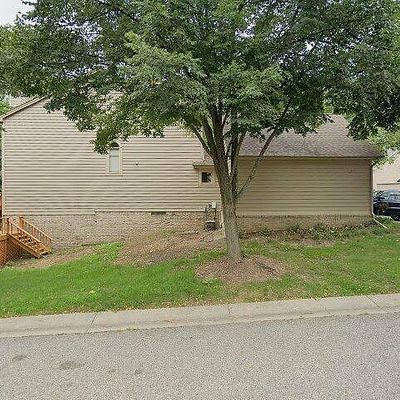 3215 Blossom, West Bloomfield, MI 48324