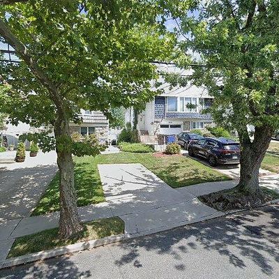 411 Mountainview Ave, Staten Island, NY 10314